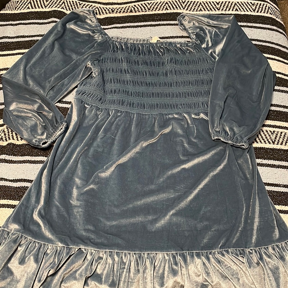 Lauren Conrad blue Velvet cinched long-sleeve dress